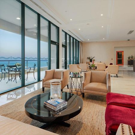 فندق رويال برنسس دوبروفينك المظهر الخارجي الصورة A living room in a penthouse at The Address