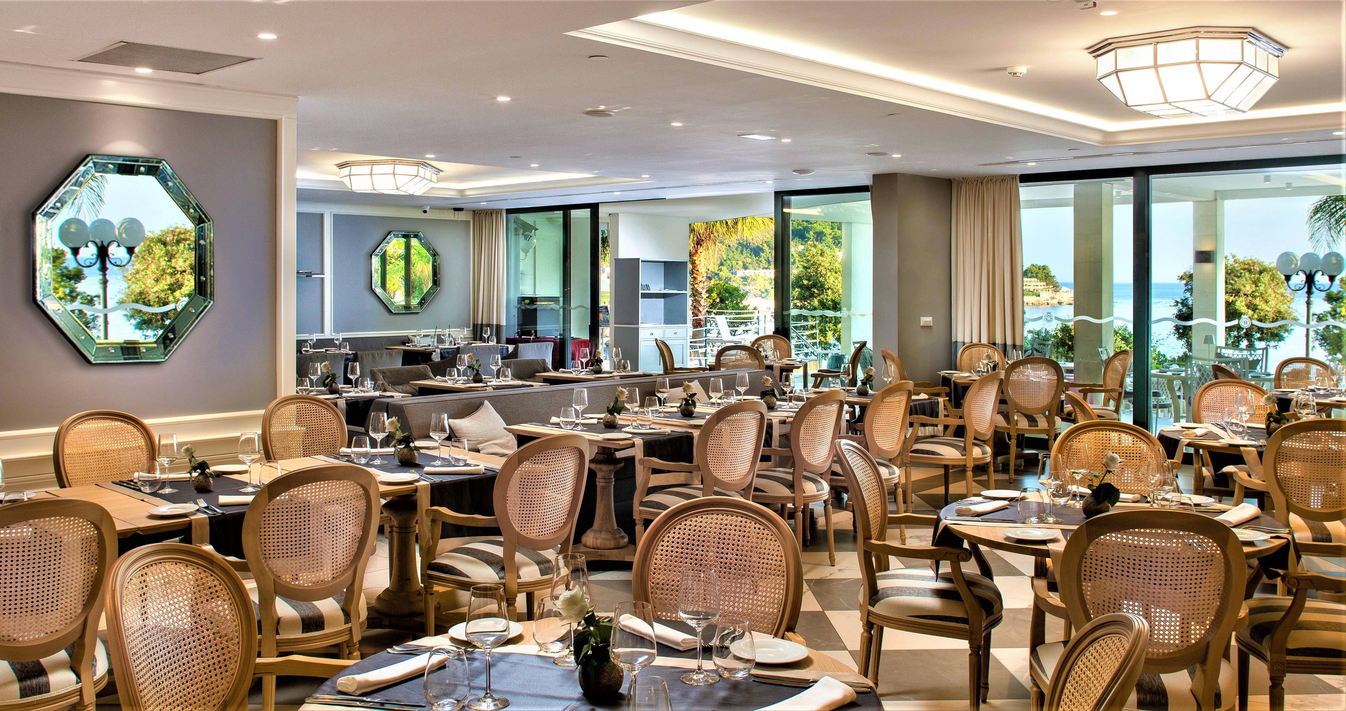 فندق رويال برنسس دوبروفينك المظهر الخارجي الصورة The restaurant