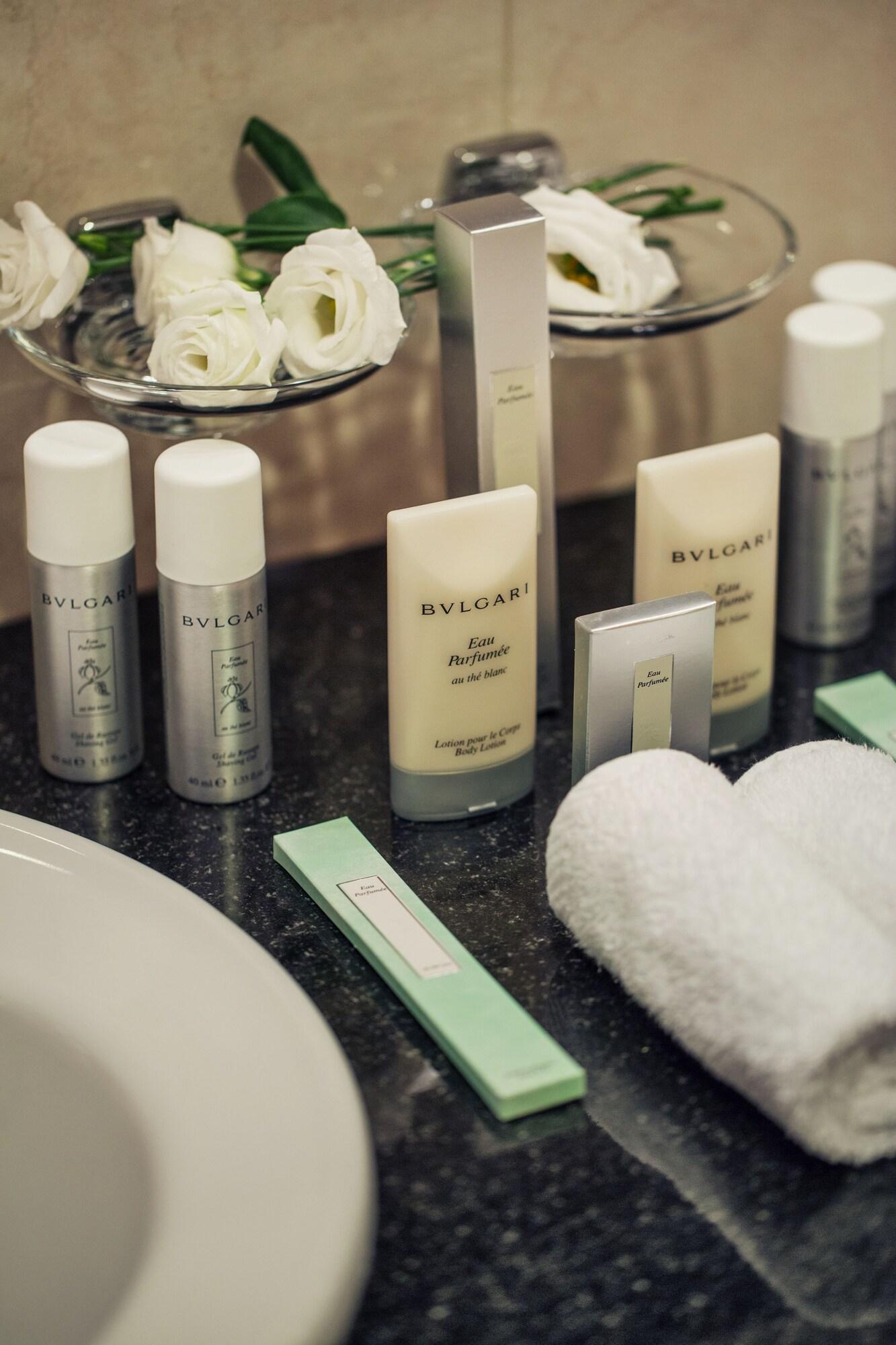 فندق رويال برنسس دوبروفينك المظهر الخارجي الصورة BVLGARI toiletries
