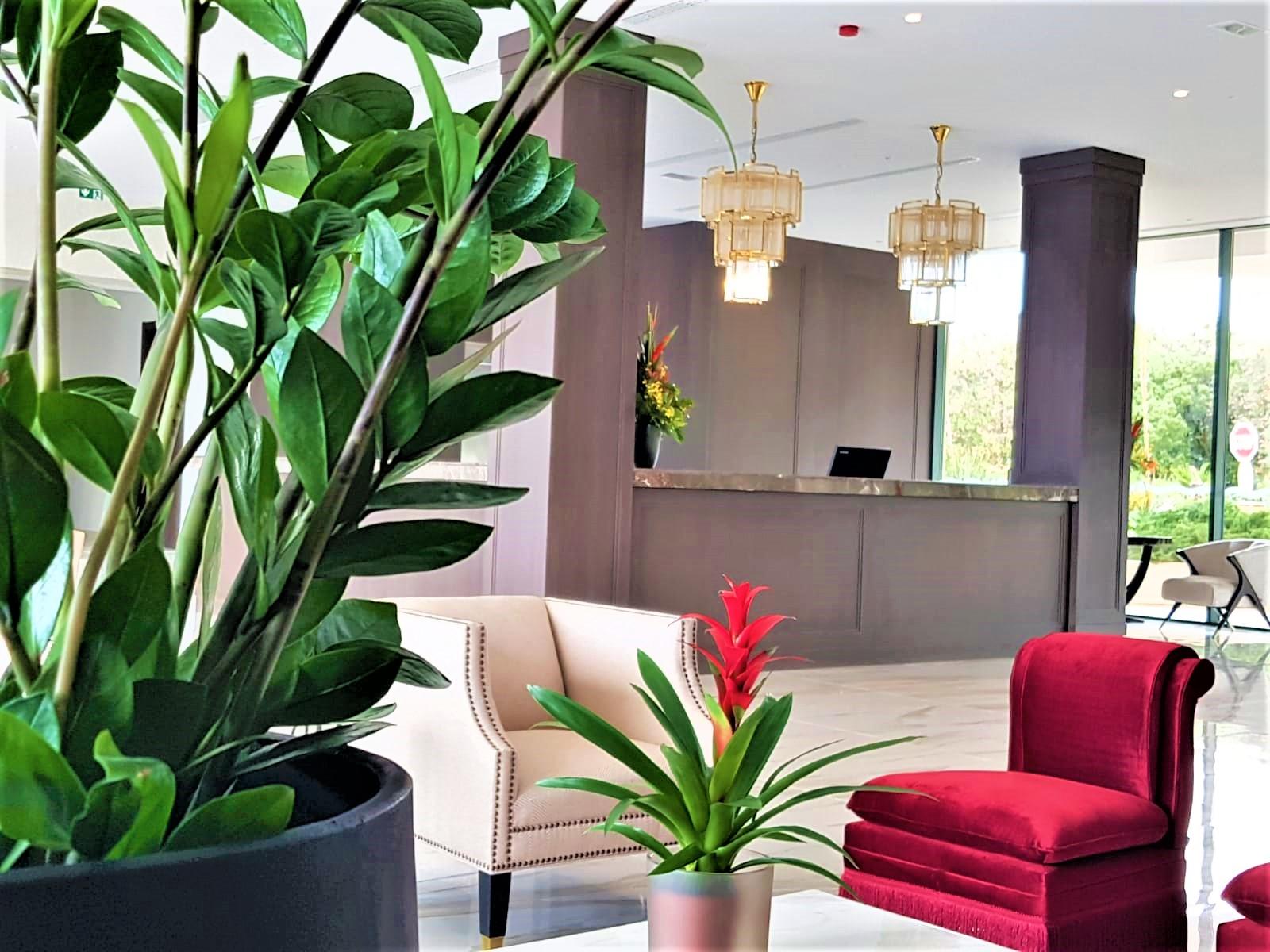 فندق رويال برنسس دوبروفينك المظهر الخارجي الصورة Interior of the hotel
