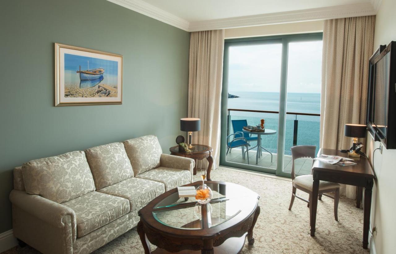 فندق رويال برنسس دوبروفينك المظهر الخارجي الصورة A suite at the Hilton Athens